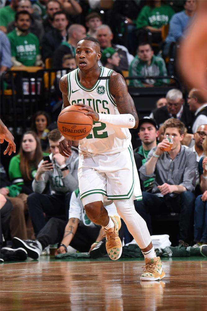 中场优势 中场优势