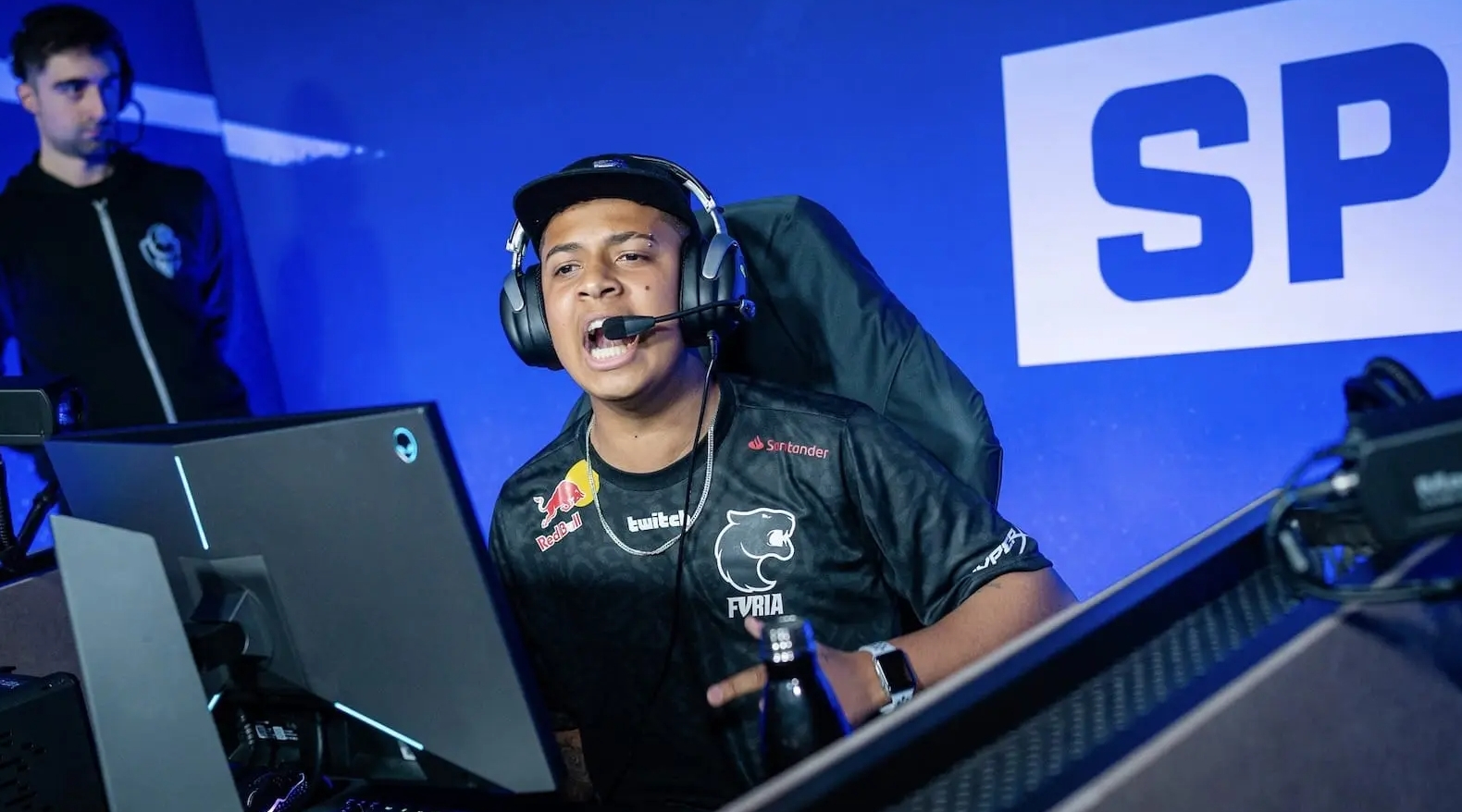 他的技术娴 他的技术娴