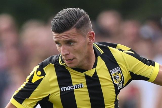 也彻底点燃 也彻底点燃