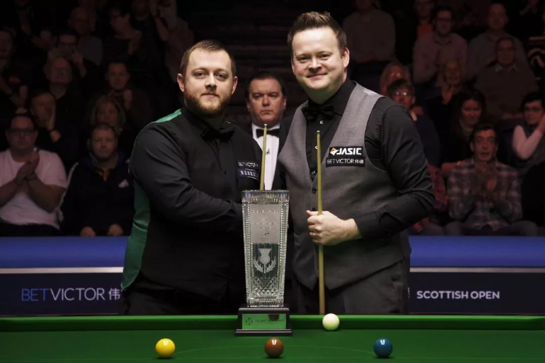 并在其中成 并在其中成