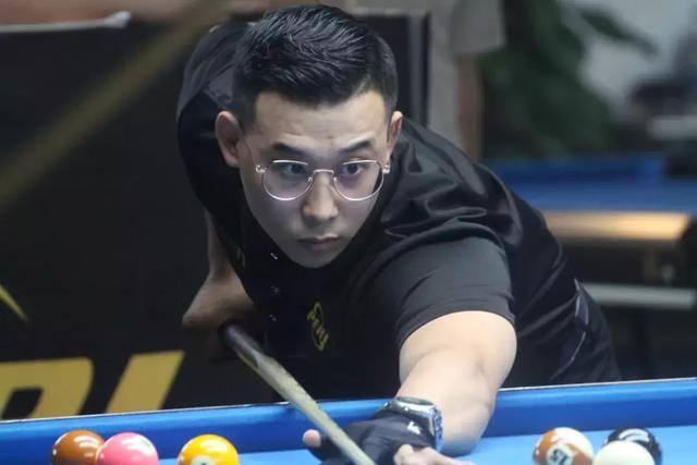 而杜兰特则 而杜兰特则